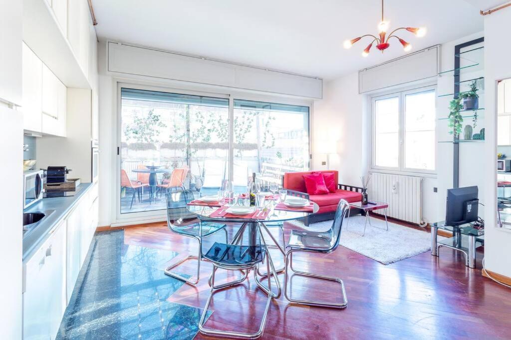 Duomo 10 Min Luxury • Terrazzo • Wi-Fi • Netflix Διαμέρισμα Μιλάνο Εξωτερικό φωτογραφία