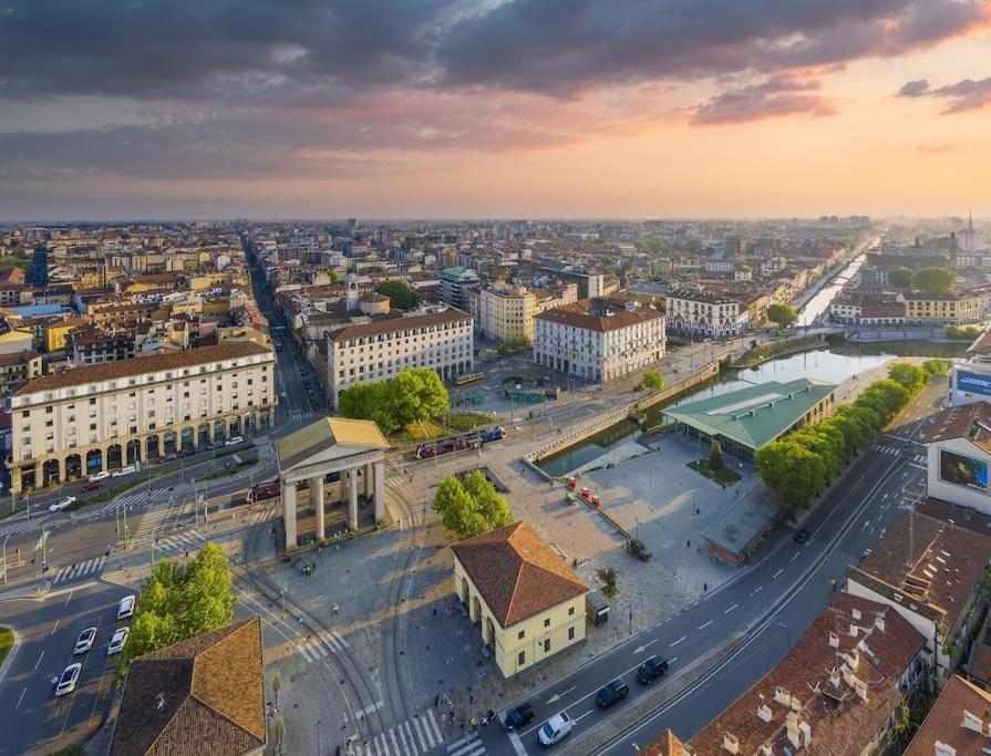 Duomo 10 Min Luxury • Terrazzo • Wi-Fi • Netflix Διαμέρισμα Μιλάνο Εξωτερικό φωτογραφία